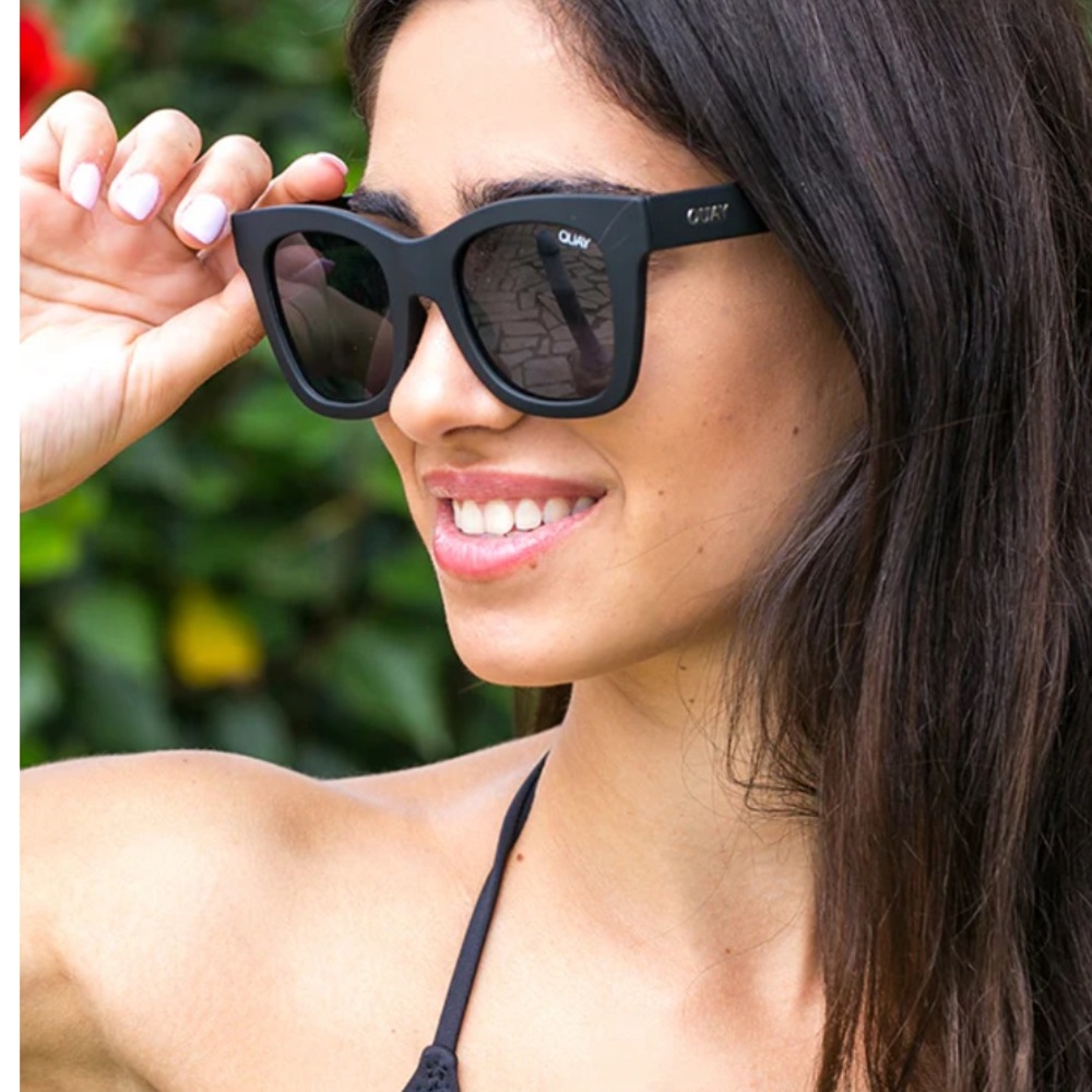 Quay After Hours polarized sunglasses- Australia Chic Matte Black style